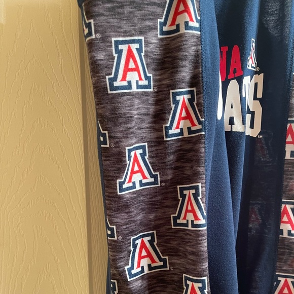 Tank top - Picture 2 of 3